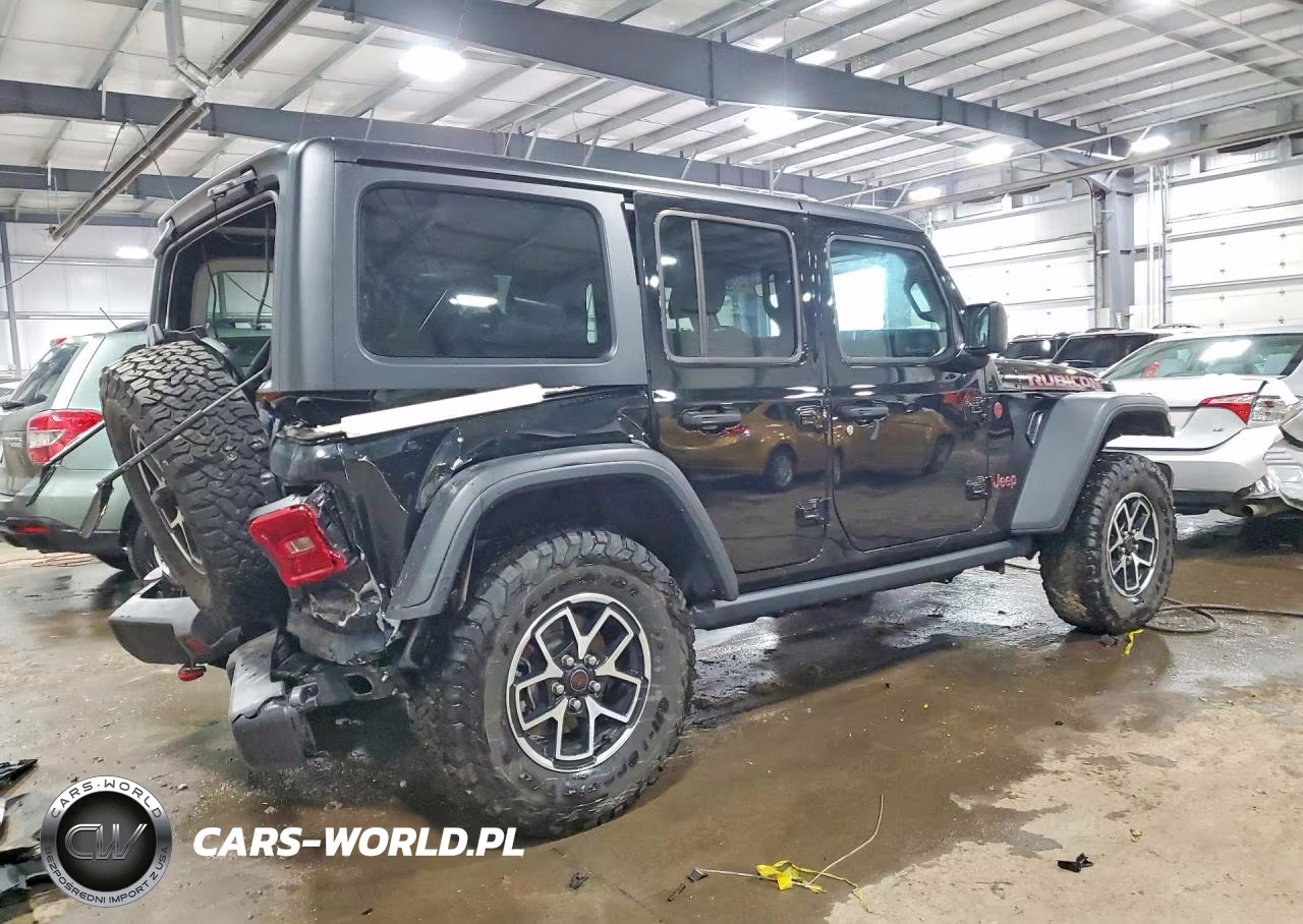 2024 Jeep Wrangler Rubicon VIN:1C4PJXFG6RW160631 - 3