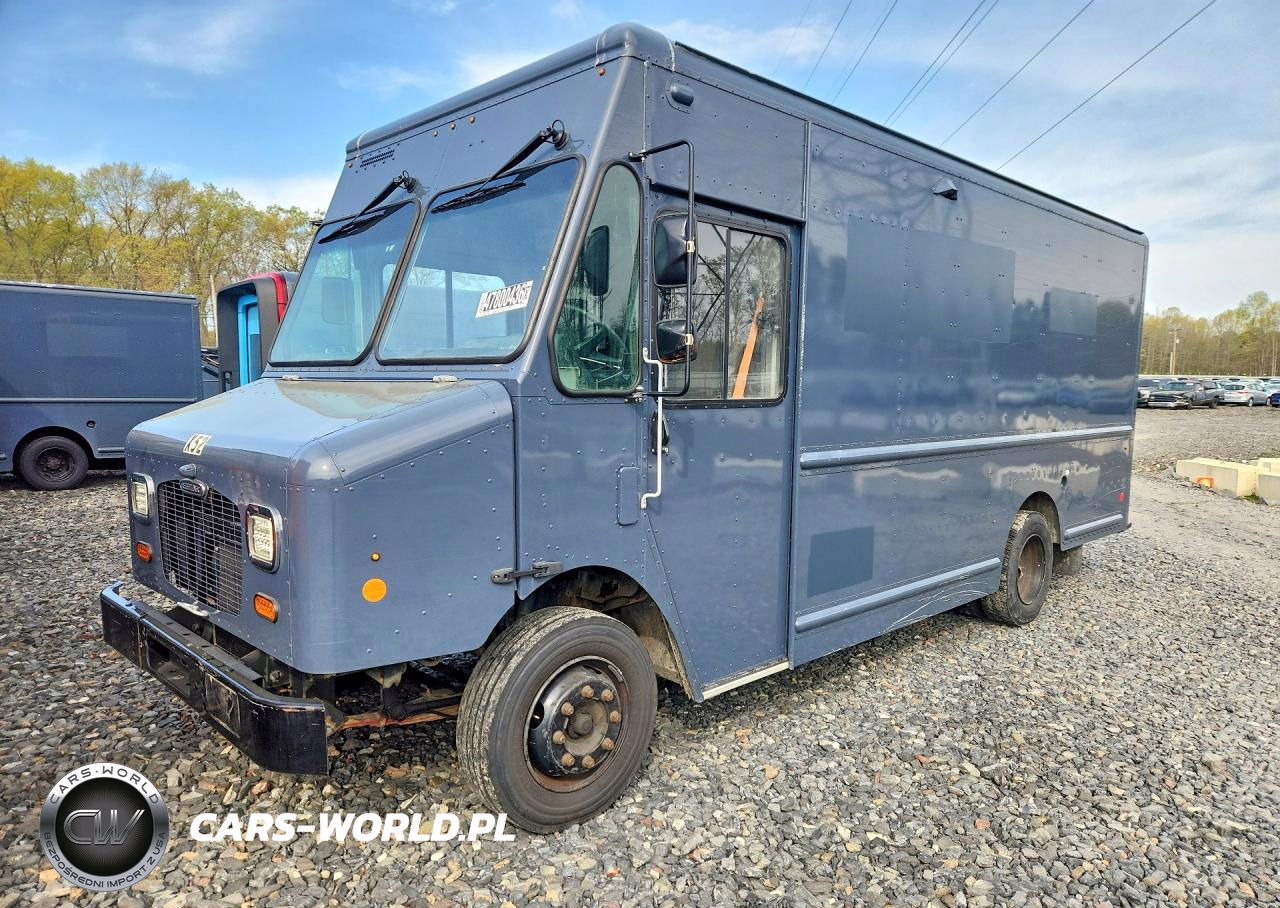 2020 Freightliner Mt45G Chassis Delivery Truck