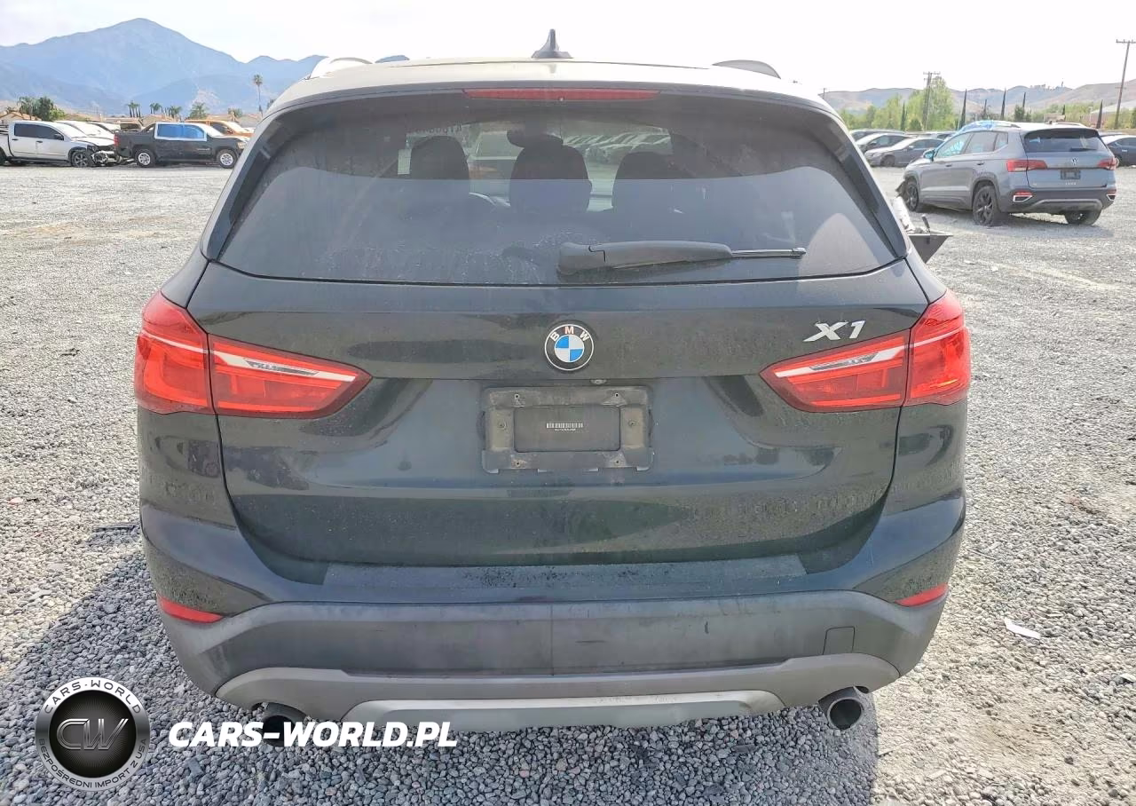2018 BMW X1 xDrive28I VIN:WBXHT3C3XJ5L24548 - 6