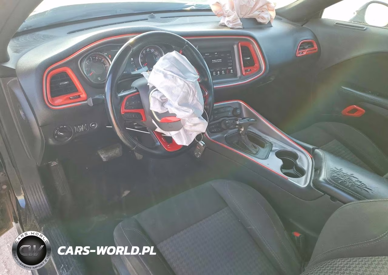 2021 Dodge Challenger Sxt VIN:2C3CDZAG5MH520900 - 8
