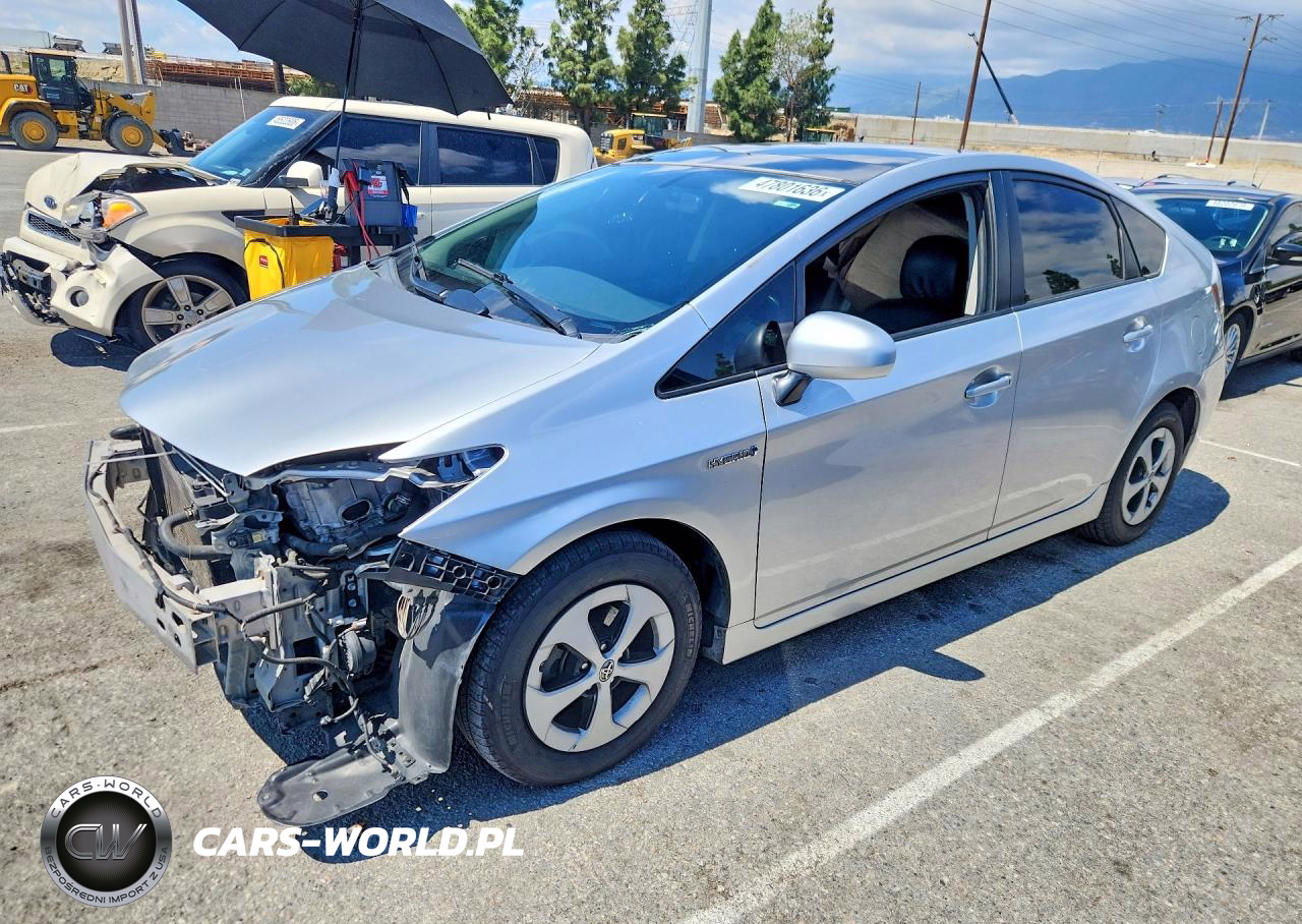2013 Toyota Prius Three