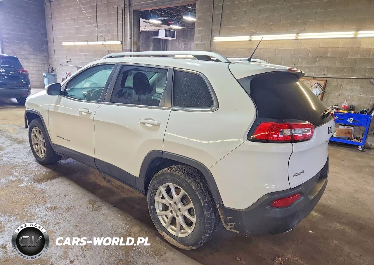 2014 Jeep Cherokee Latitude VIN:1C4PJMCS3EW226358 - 2