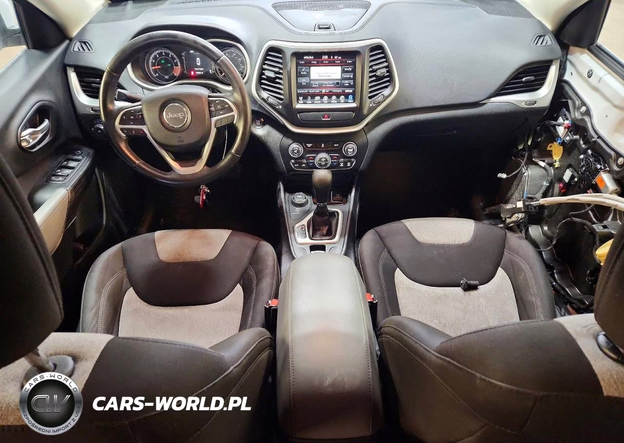 2014 Jeep Cherokee Latitude VIN:1C4PJMCS3EW226358 - 8
