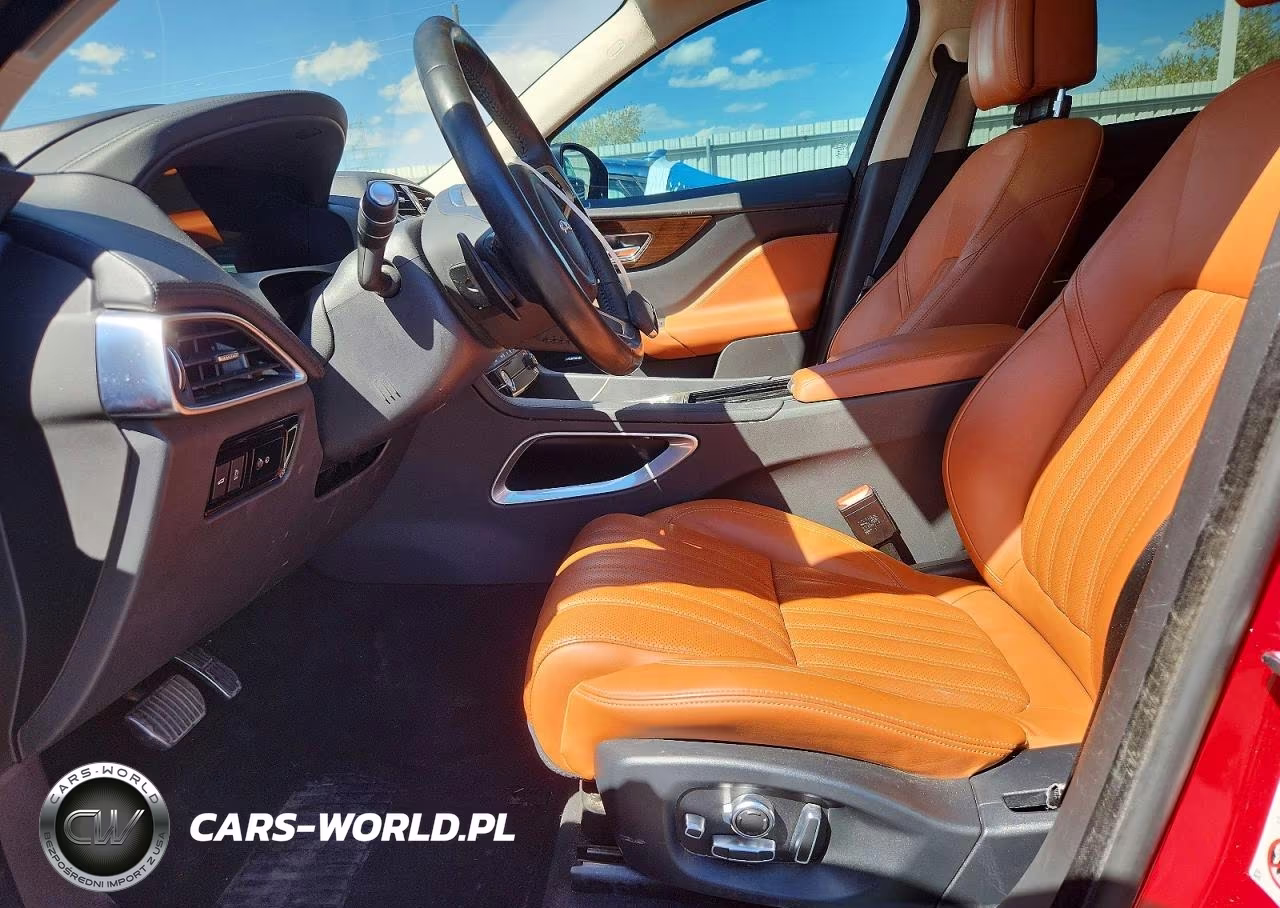 2019 Jaguar F-Pace Portfolio VIN:SADCN2GX3KA396150 - 7