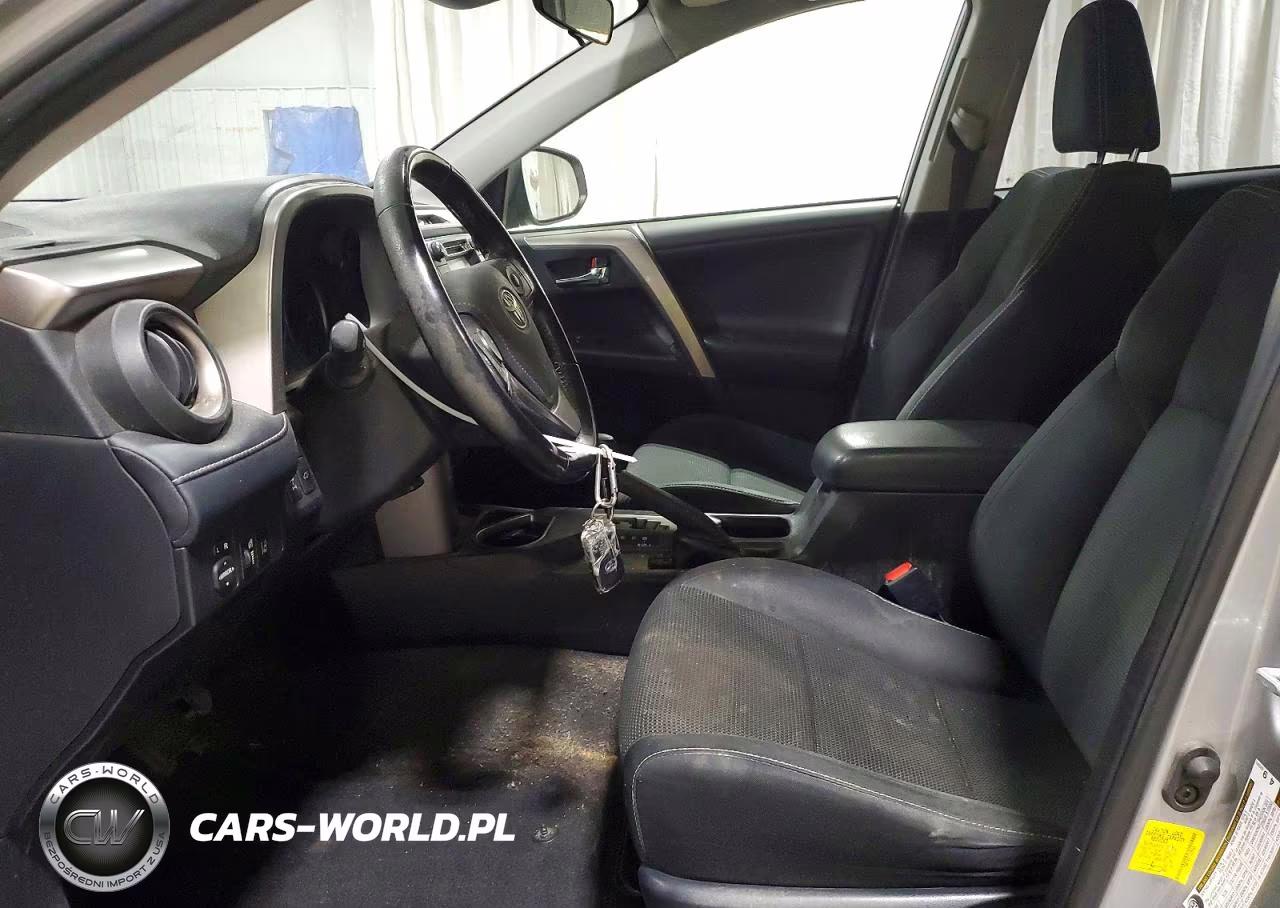 2018 Toyota Rav4 Xle VIN:JTMRFREV7JJ255626 - 7