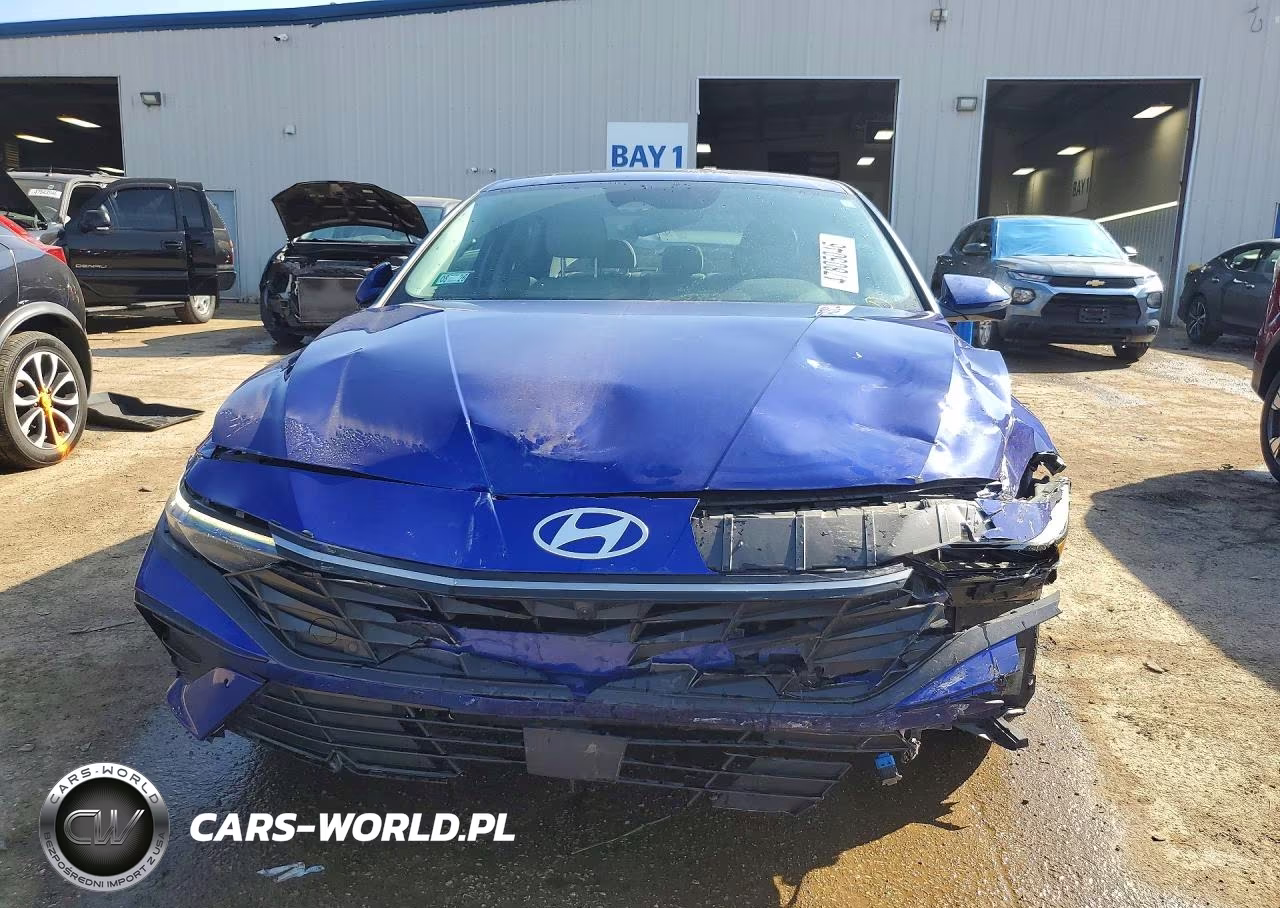 2024 Hyundai Elantra Limited VIN:KMHLP4DG8RU719540 - 5