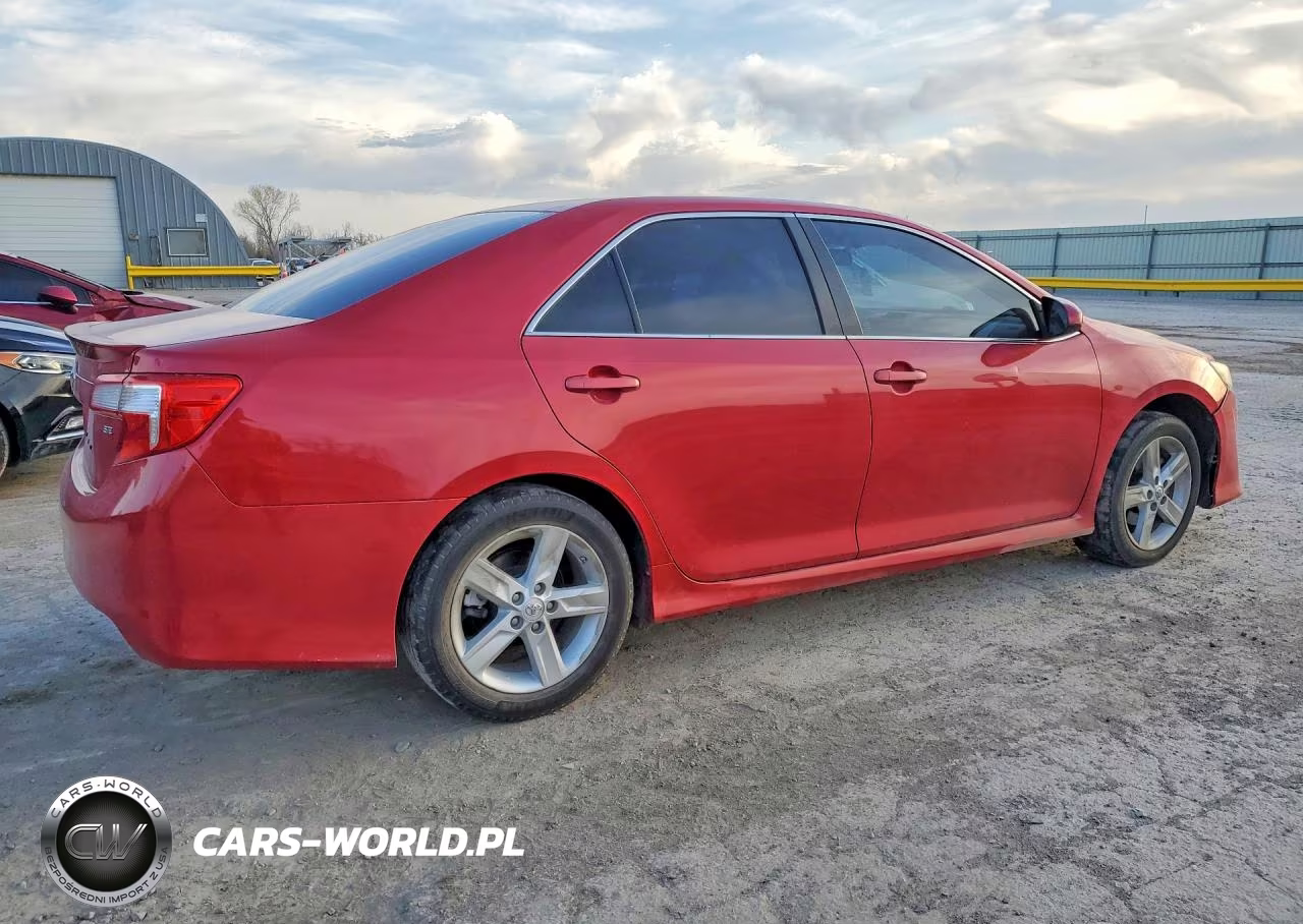 2014 Toyota Camry Se VIN:4T1BF1FK3EU793375 - 3