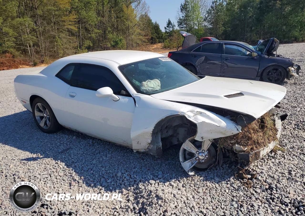 2015 Dodge Challenger Sxt VIN:2C3CDZAG3FH720032 - 4