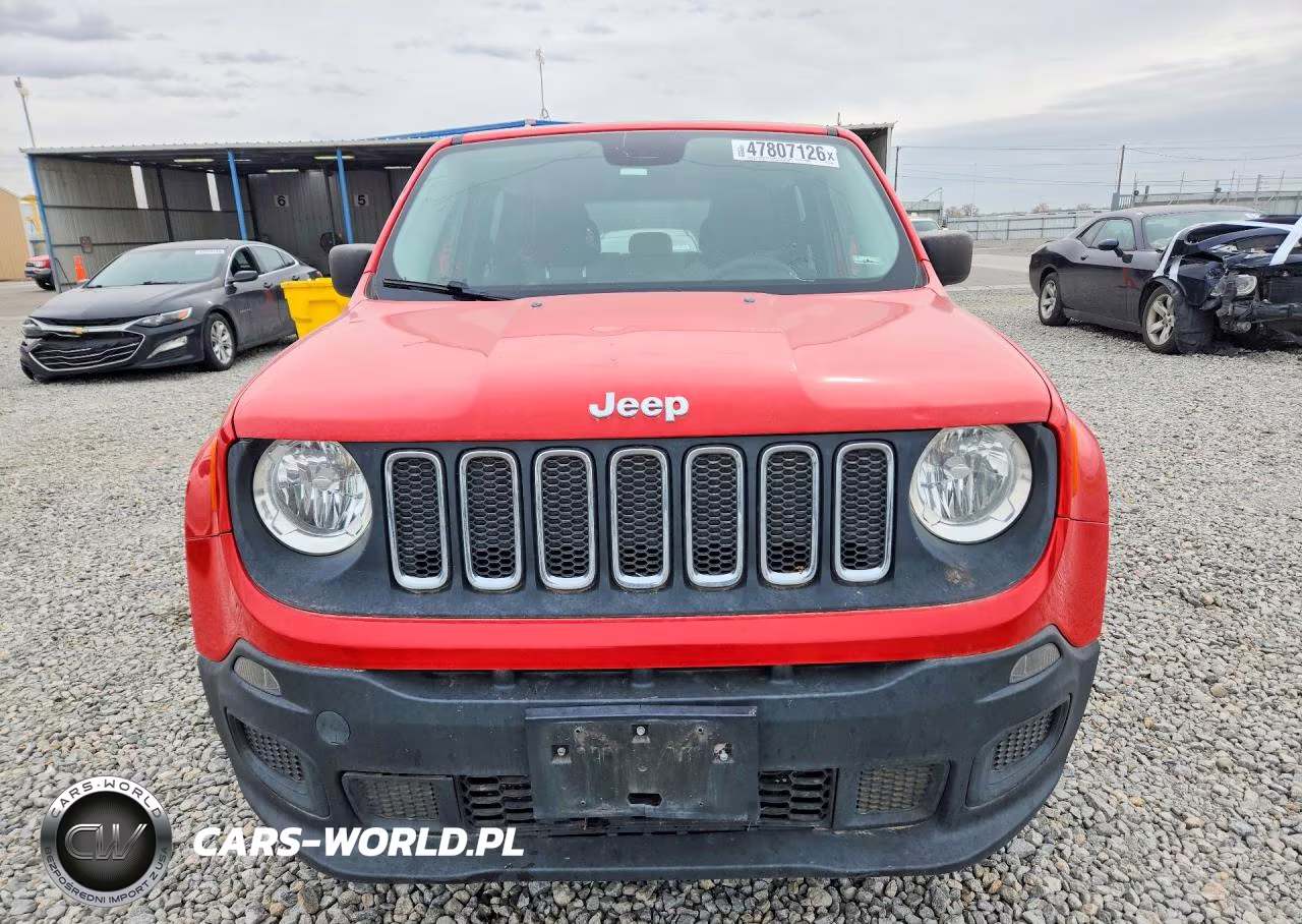 2015 Jeep Renegade Sport VIN:ZACCJBAH0FPB71505 - 5