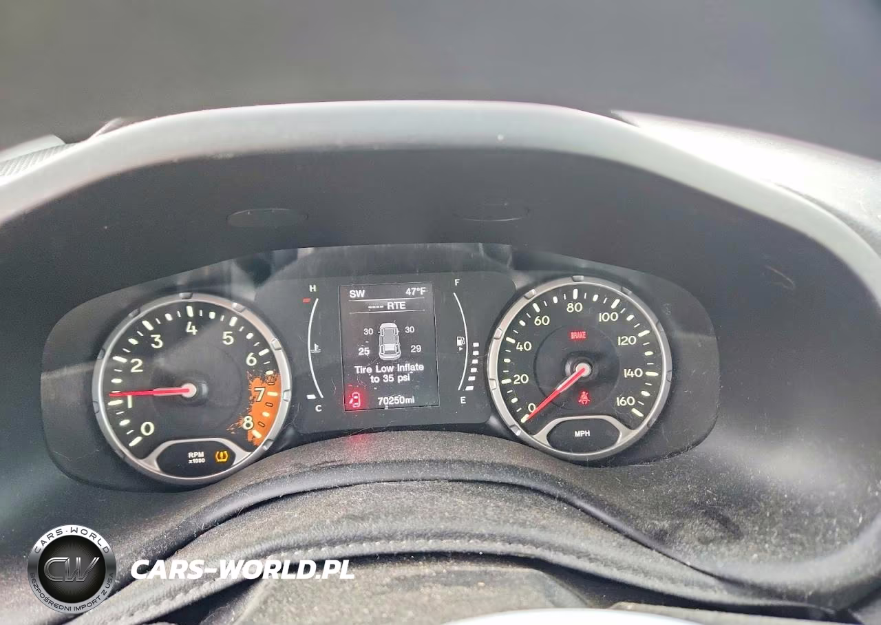 2015 Jeep Renegade Sport VIN:ZACCJBAH0FPB71505 - 9