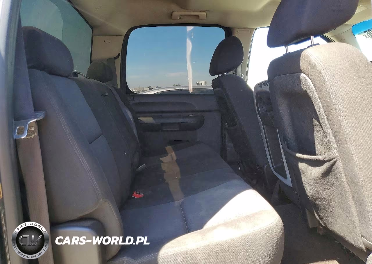 2010 Chevrolet Silverado C1500 Ls VIN:3GCRCREA9AG127170 - 10