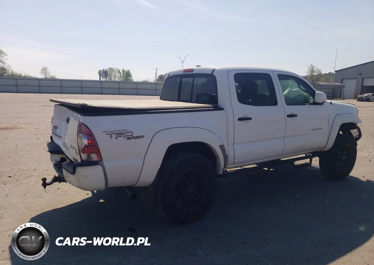 2011 Toyota Tacoma Prerunner V6 VIN:5TFJU4GN8BX009640 - 3