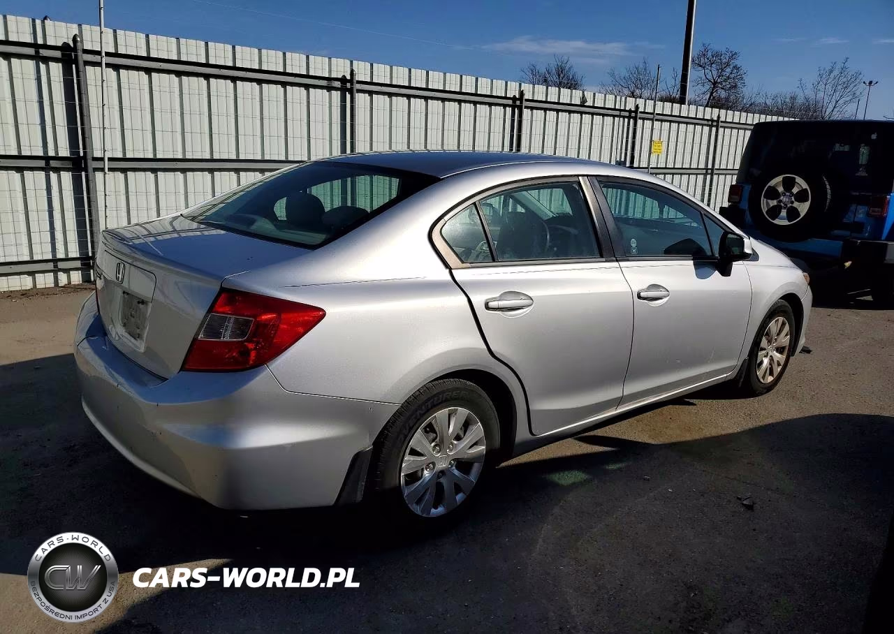 2012 Honda Civic Lx VIN:19XFB2F55CE360069 - 3