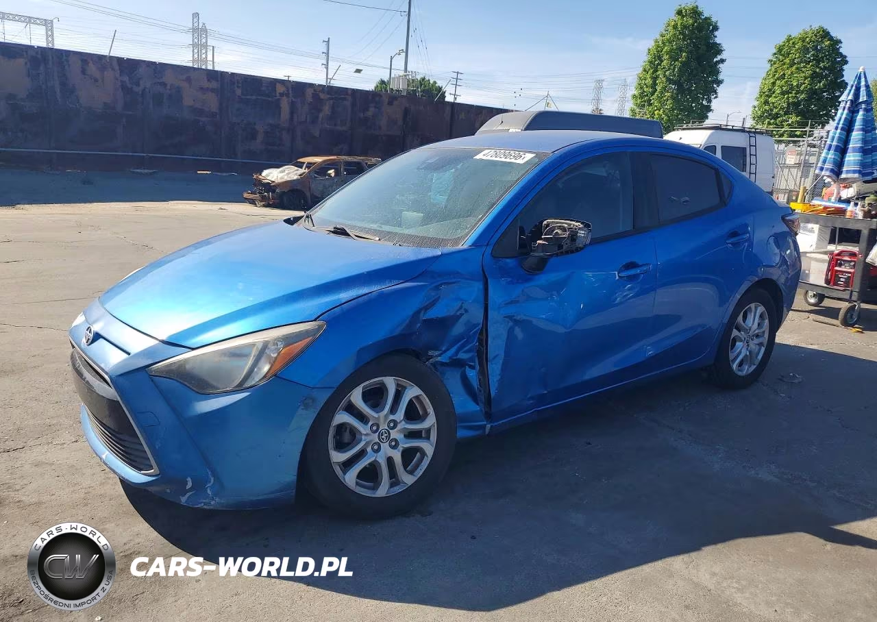 2016 Scion Ia Base – zdjęcie 1 z 12