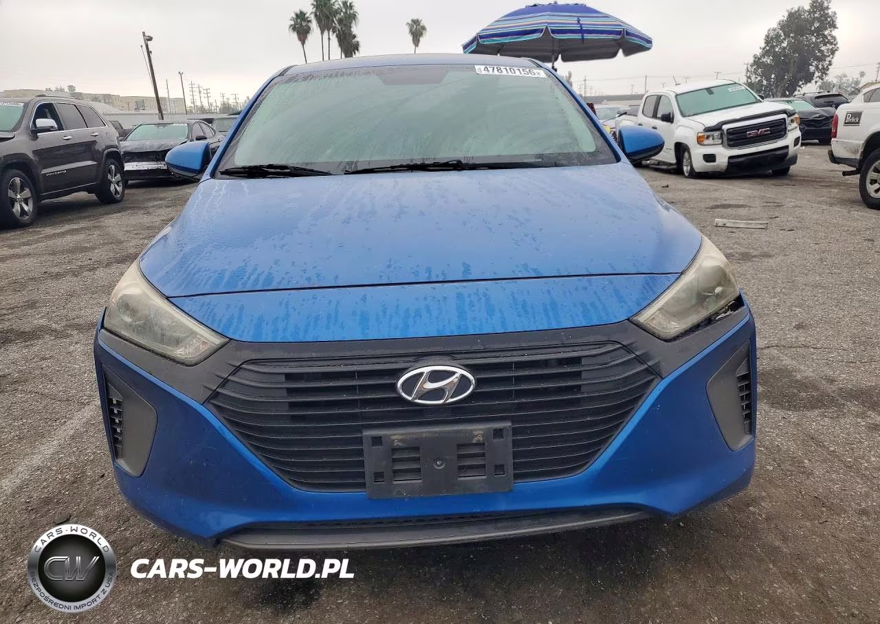 2018 Hyundai Ioniq Hybrid Blue VIN:KMHC65LC0JU089783 - 5