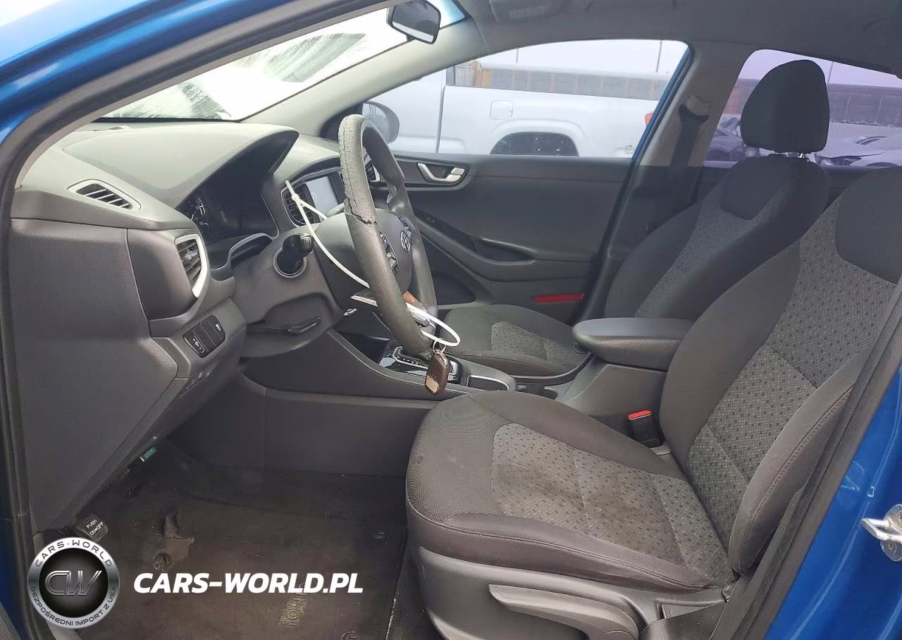 2018 Hyundai Ioniq Hybrid Blue VIN:KMHC65LC0JU089783 - 7