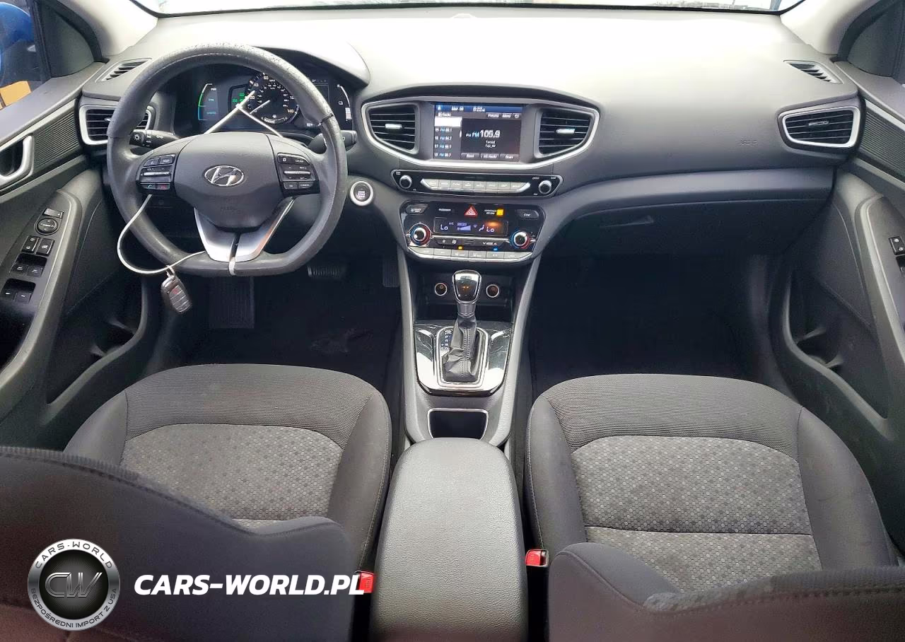 2018 Hyundai Ioniq Hybrid Blue VIN:KMHC65LC0JU089783 - 8