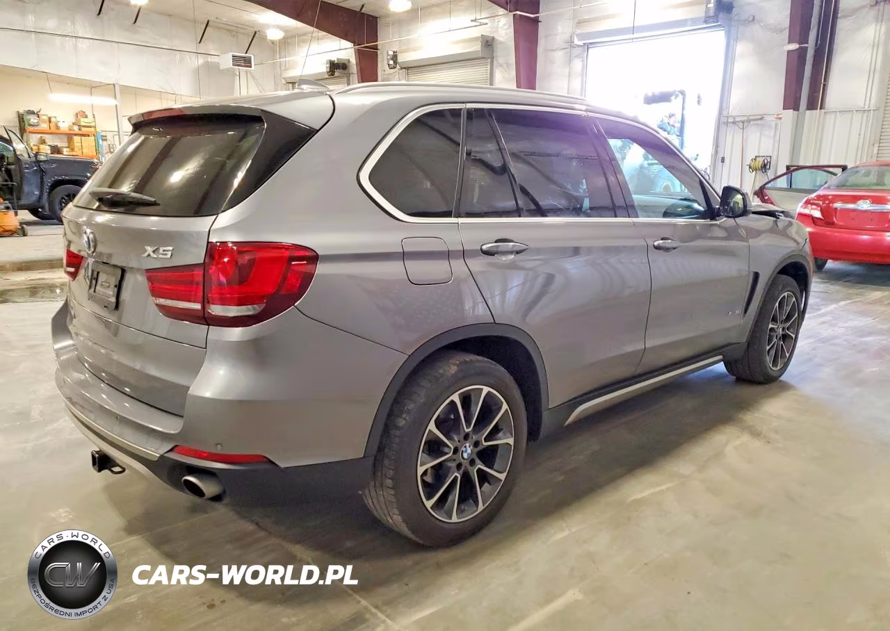 2017 BMW X5 xDrive35I VIN:5UXKR0C52H0V49666 - 3