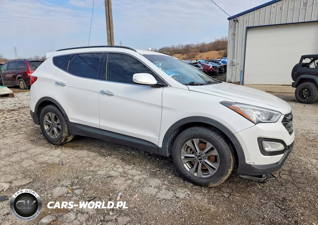 2015 Hyundai Santa Fe Sport 2.4L VIN:5XYZU3LB5FG261850 - 4