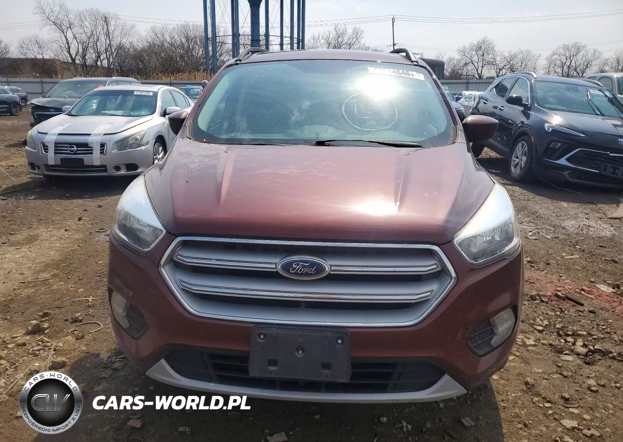 2018 Ford Escape Se VIN:1FMCU9GD5JUA29840 - 5