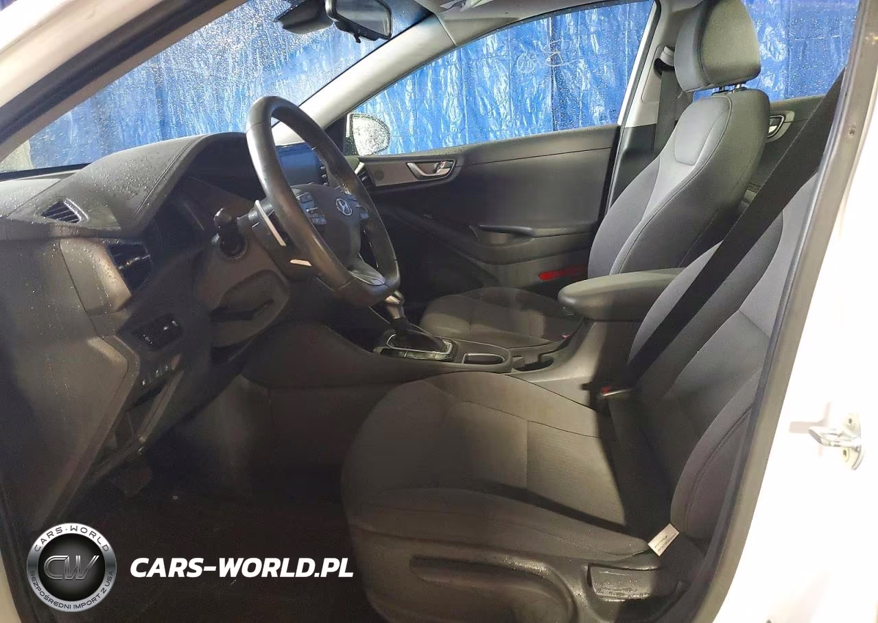 2020 Hyundai Ioniq VIN:KMHC65LD1LU203740 - 7