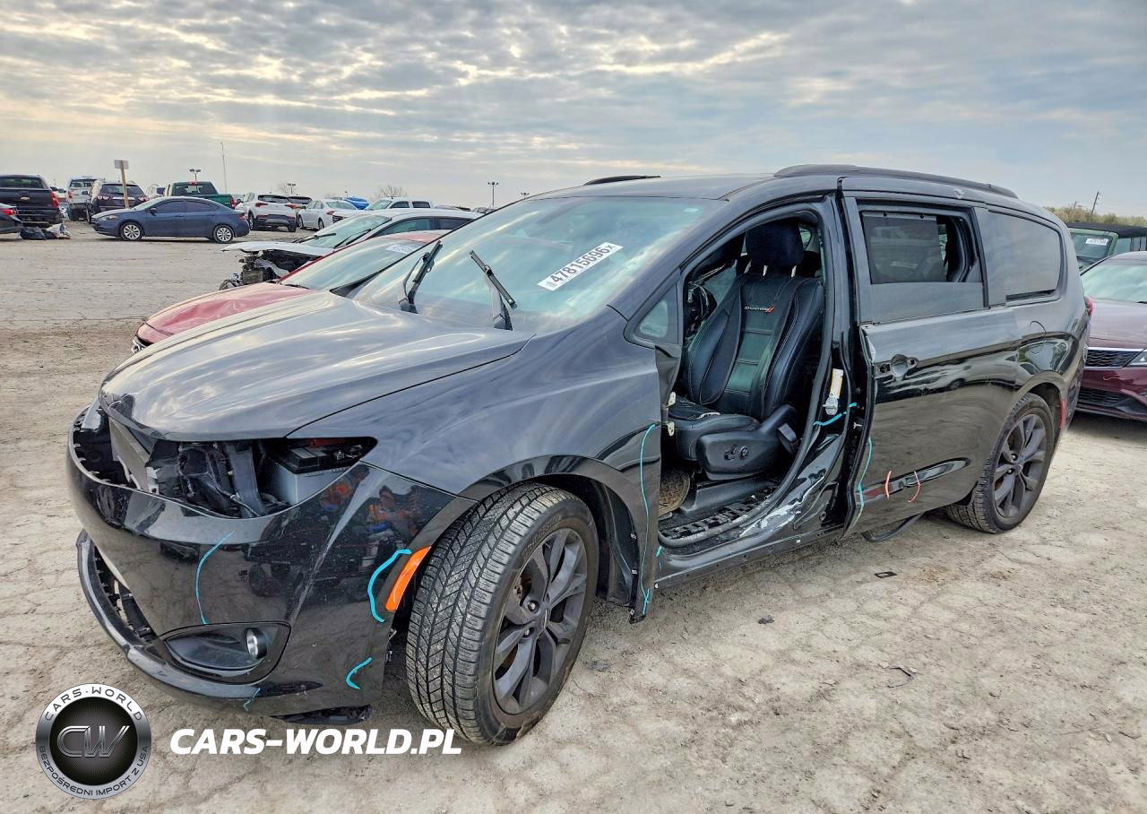 2020 Chrysler Pacifica Touring L