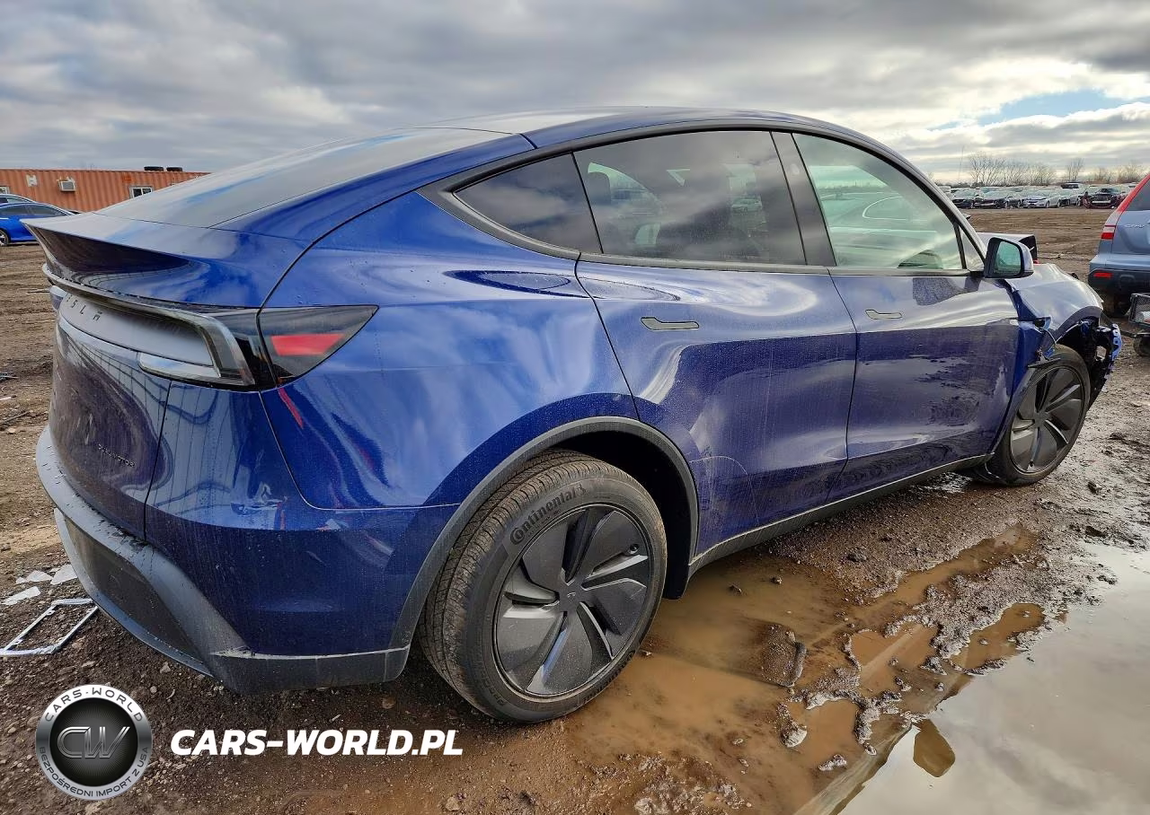 2026 Tesla Model Y VIN:7SAYGDEE6TF603229 - 3
