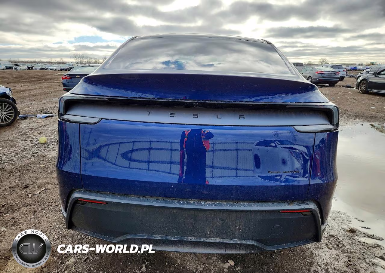 2026 Tesla Model Y VIN:7SAYGDEE6TF603229 - 6