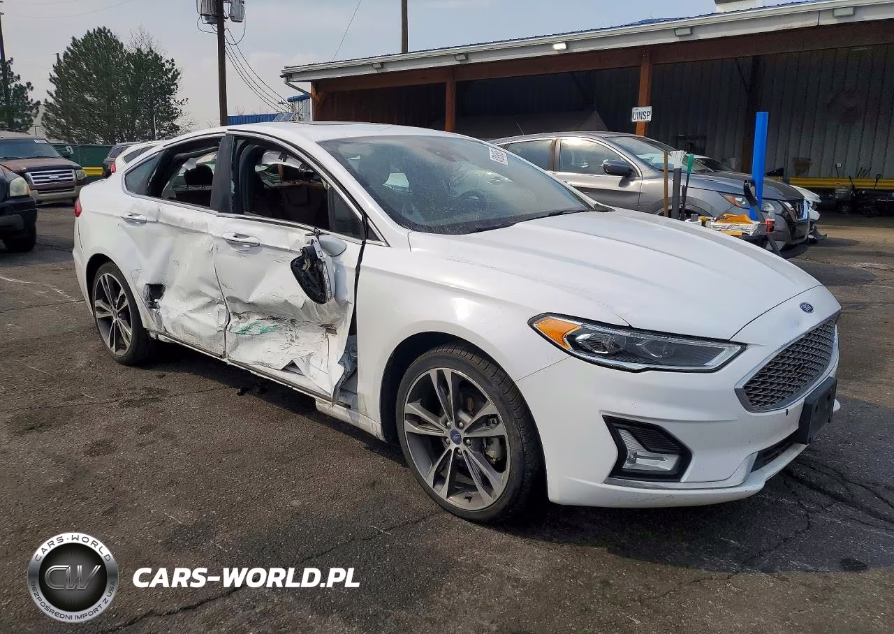 2019 Ford Fusion Titanium VIN:3FA6P0D95KR152573 - 4
