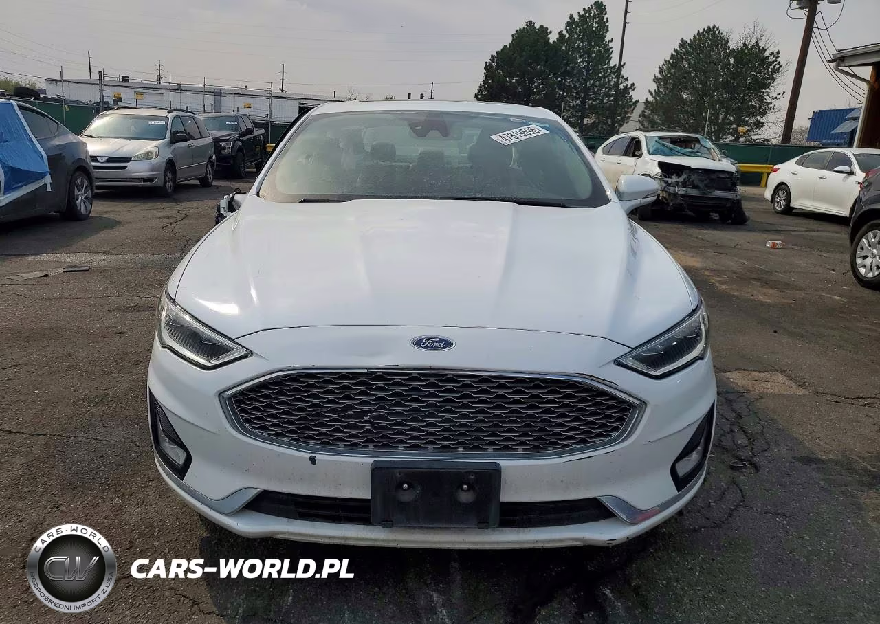 2019 Ford Fusion Titanium VIN:3FA6P0D95KR152573 - 5