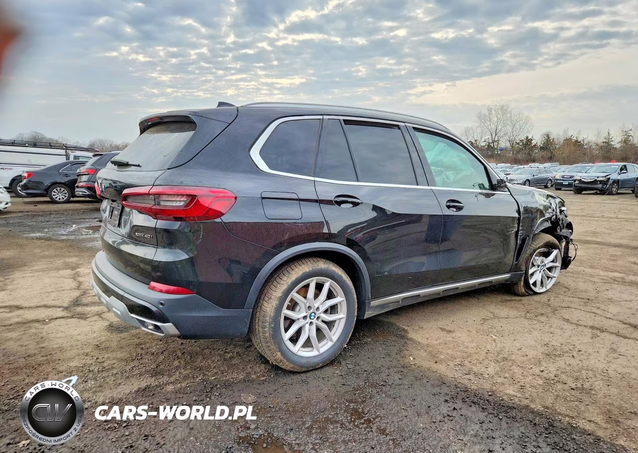 2019 BMW X5 xDrive40I VIN:5UXCR6C54KLL11816 - 3
