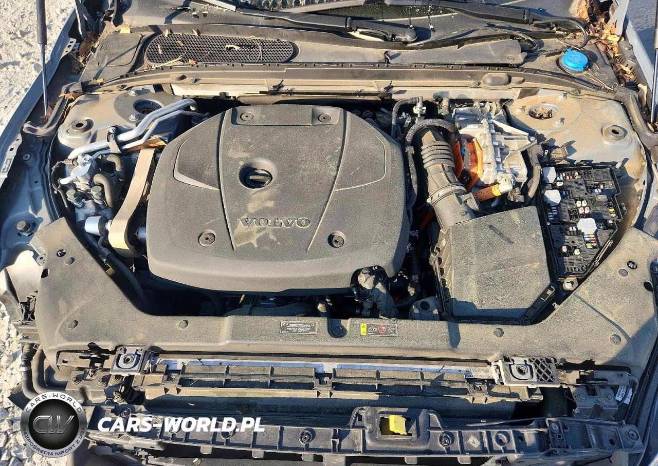 2022 Volvo S60 T8 Recharge R-Design Expressio VIN:7JRBR0FZ9NG162875 - 11