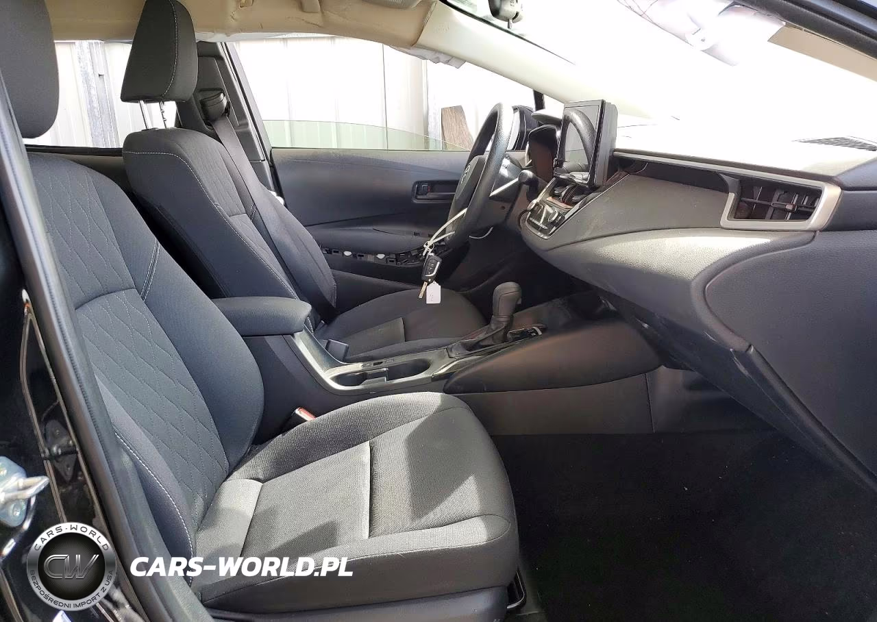 2025 Toyota Corolla Hybrid Le VIN:JTDBCMFE1S3105528 - 7