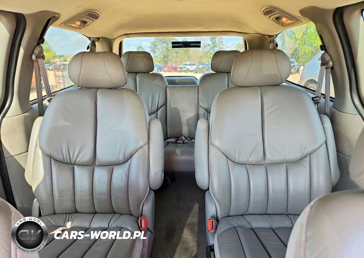 2000 Chrysler Town & Country Limited VIN:1C4GP64L5YB712991 - 10