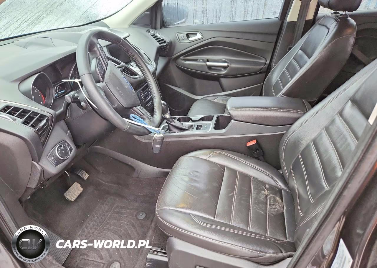 2017 Ford Escape Titanium VIN:1FMCU9J91HUD55813 - 7