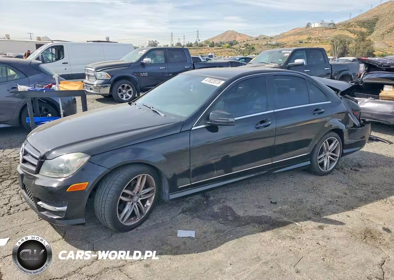 2014 Mercedes-Benz C 250