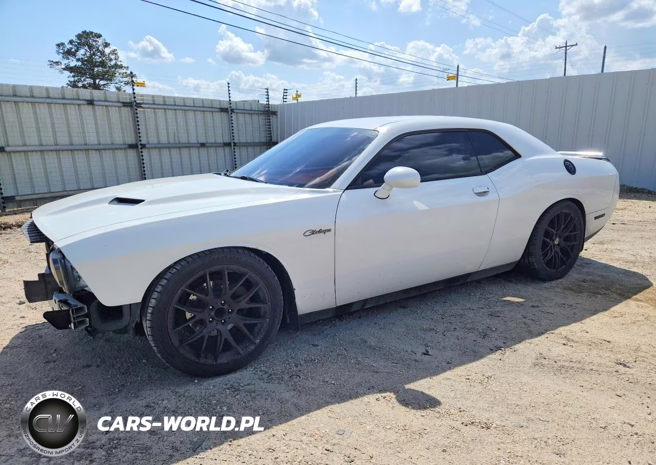 2016 Dodge Challenger Sxt