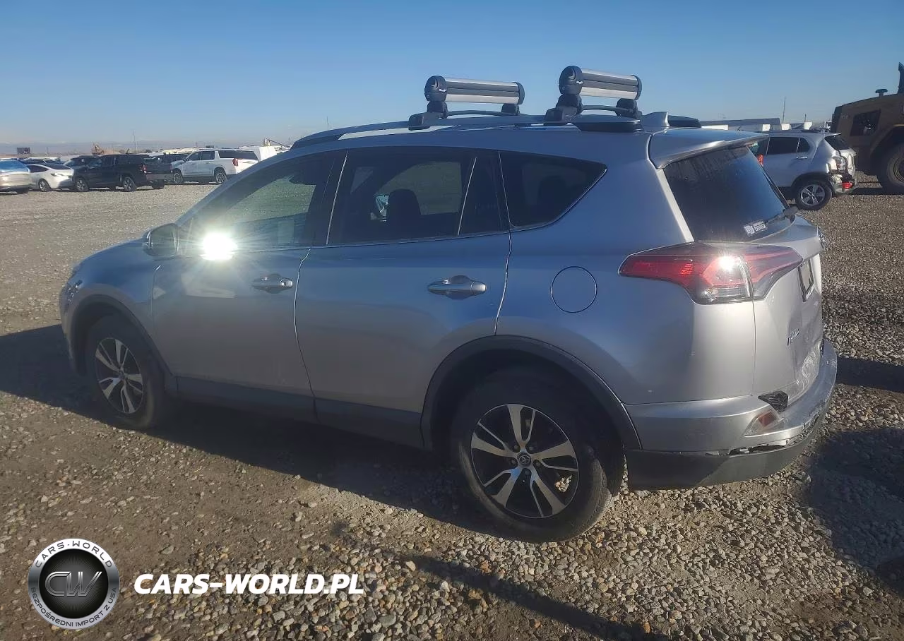 2018 Toyota Rav4 Xle VIN:JTMWFREV8JD128112 - 2