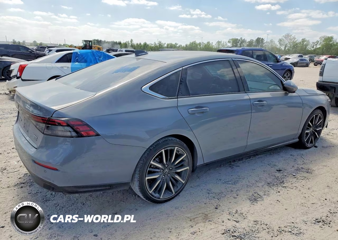 2023 Honda Accord Touring Hybrid VIN:1HGCY2F81PA035277 - 3