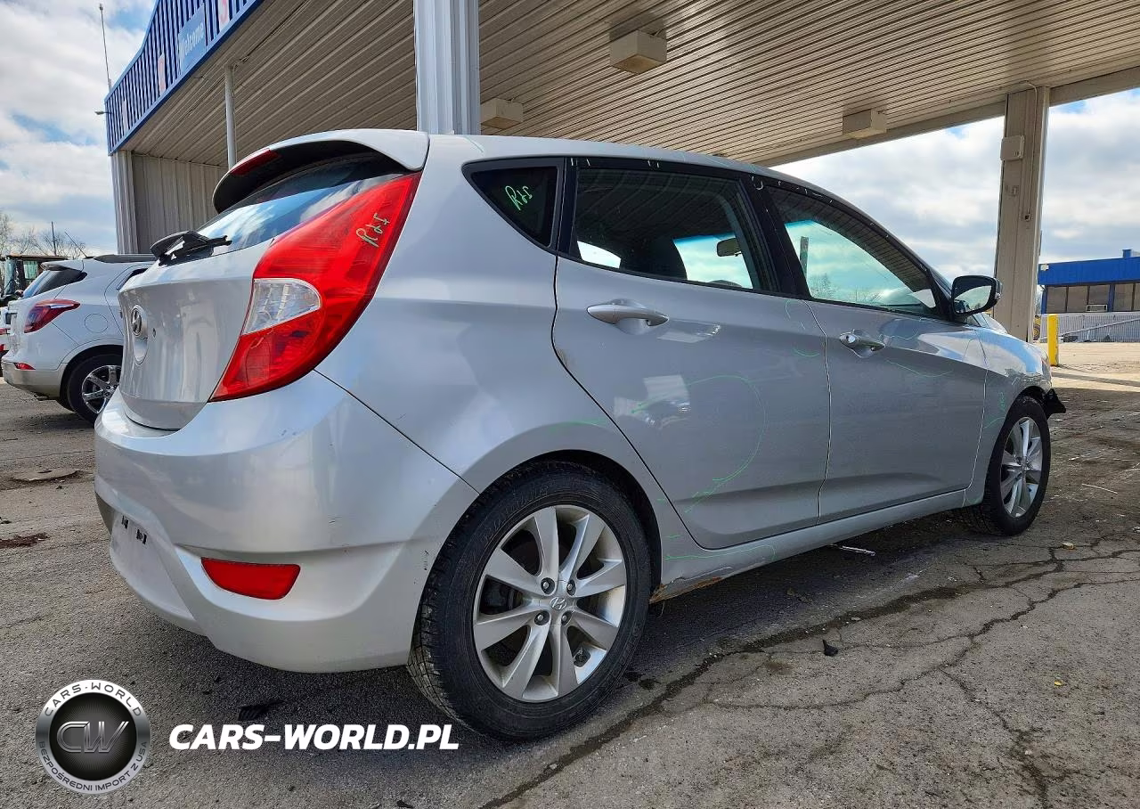 2014 Hyundai Accent Se VIN:KMHCU5AE6EU187829 - 3