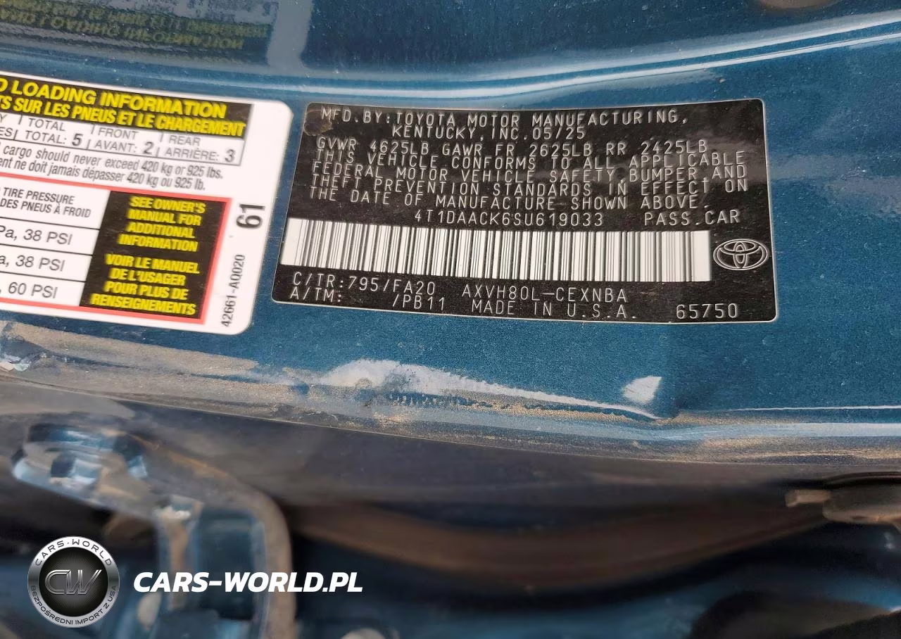 2025 Toyota Camry Le VIN:4T1DAACK6SU619033 - 12