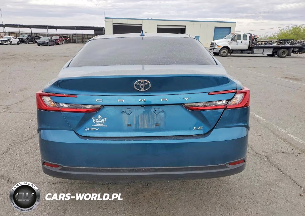 2025 Toyota Camry Le VIN:4T1DAACK6SU619033 - 6