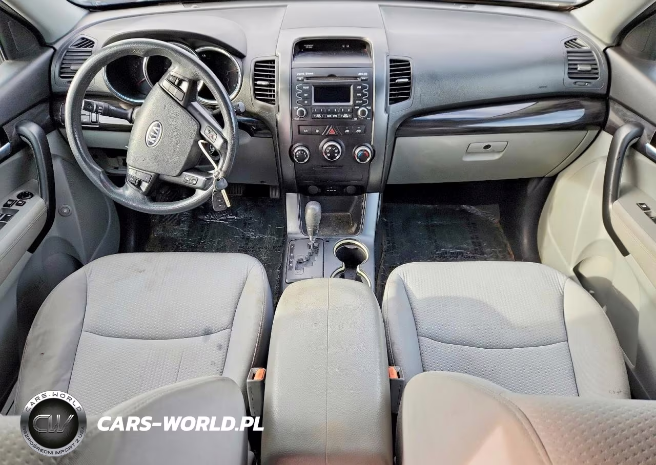 2011 Kia Sorento Lx VIN:5XYKTCA17BG026519 - 8