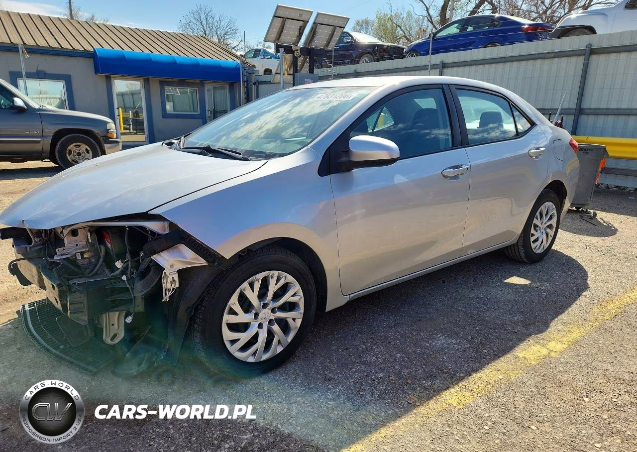 2018 Toyota Corolla Le – zdjęcie 1 z 12