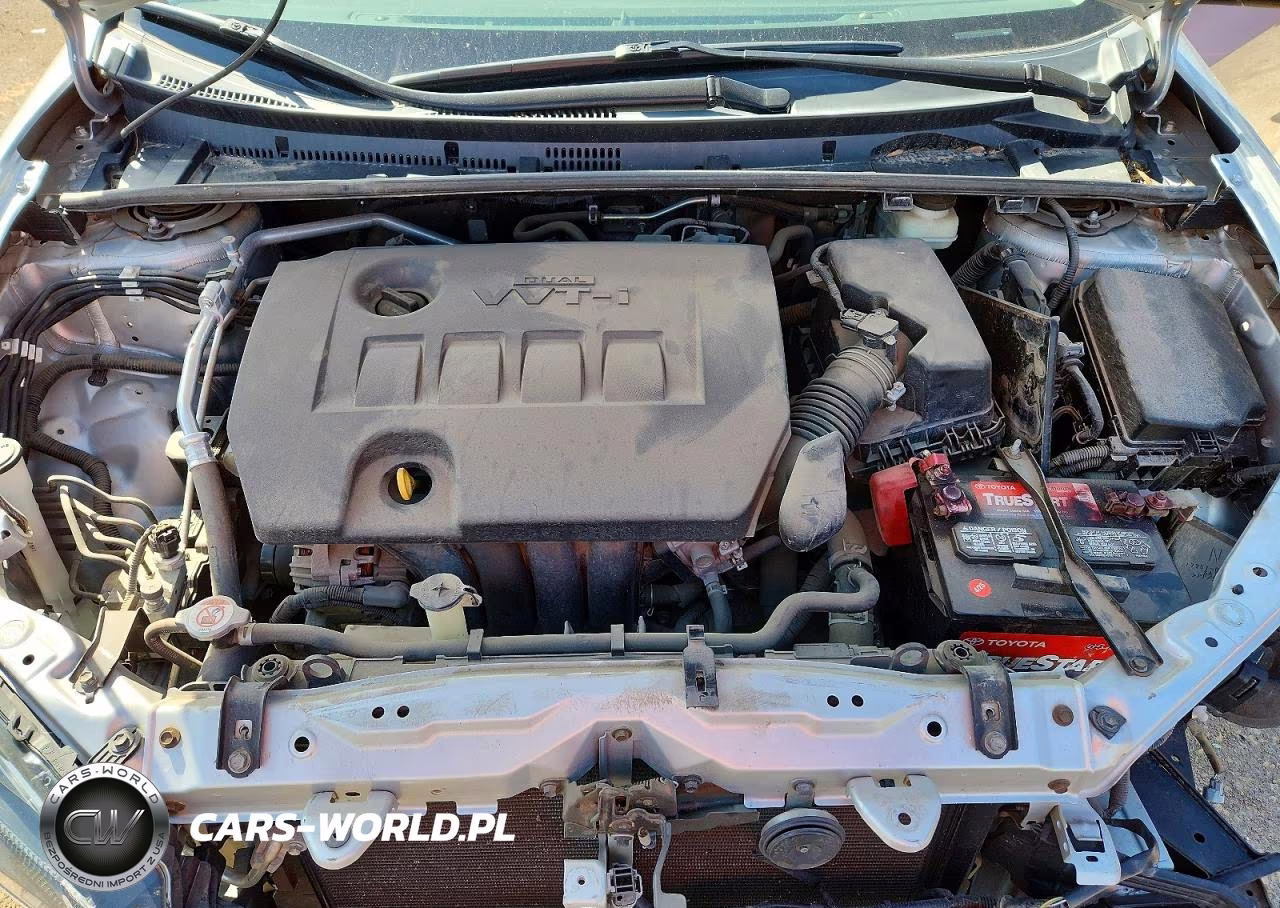 2018 Toyota Corolla Le VIN:5YFBURHEXJP835144 - 11