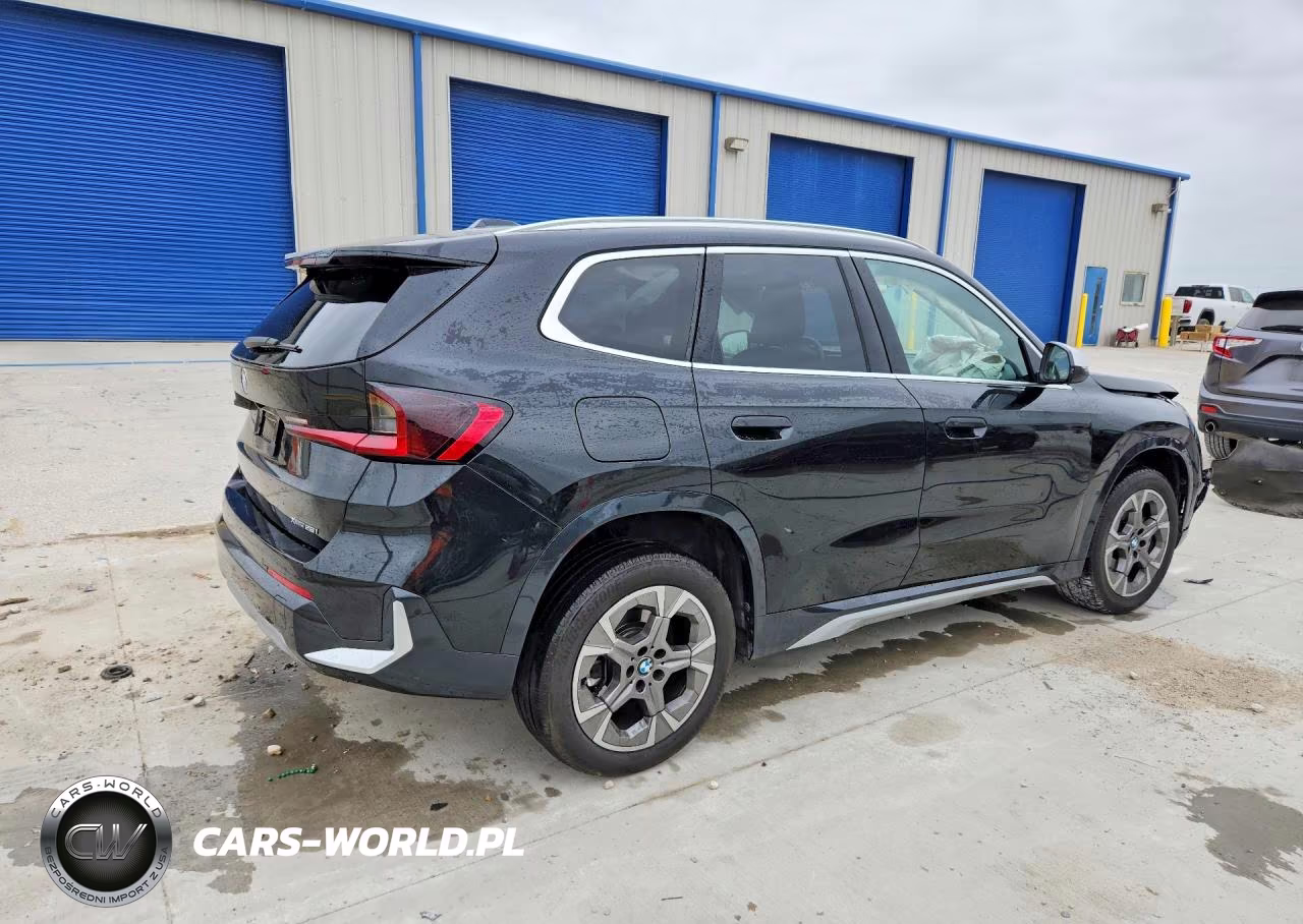 2024 BMW X1 xDrive28I VIN:WBX73EF05R5Z81536 - 3