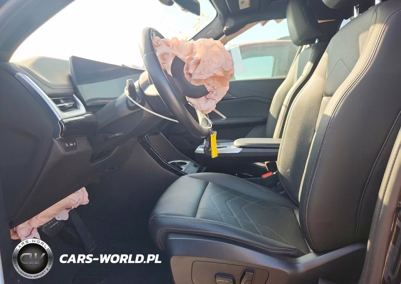 2024 BMW X1 xDrive28I VIN:WBX73EF05R5Z81536 - 7