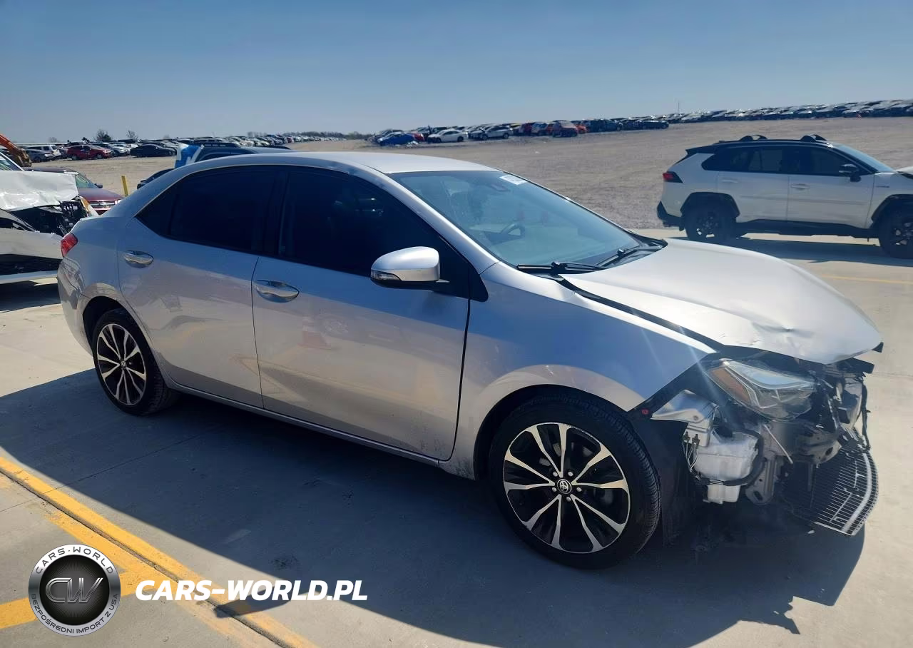 2017 Toyota Corolla Se VIN:2T1BURHE8HC748949 - 4