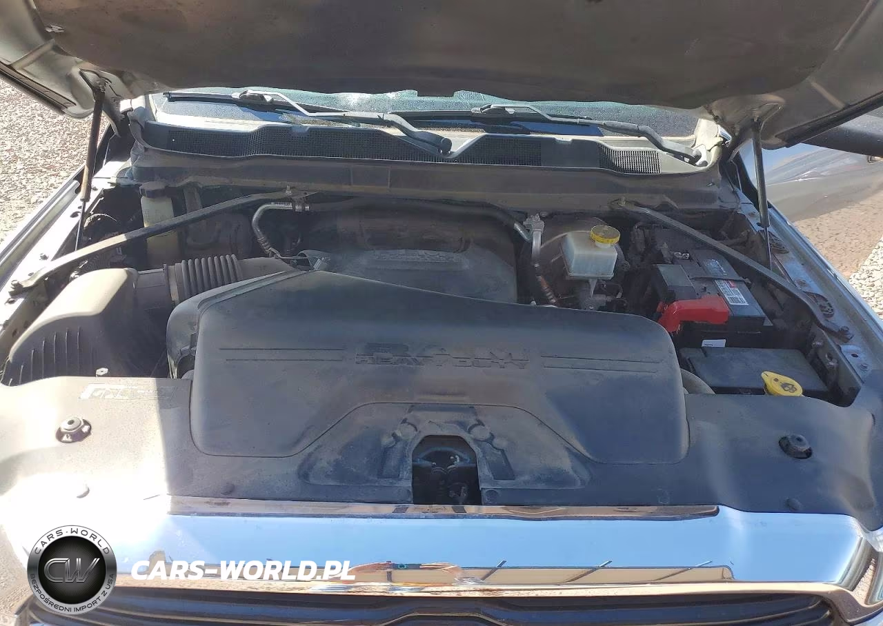 2019 Ram 2500 Big Horn VIN:3C6UR4DJ3KG659259 - 11