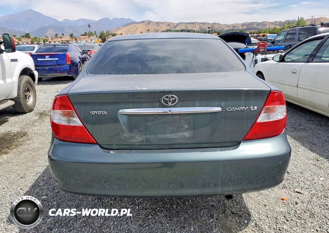 2003 Toyota Camry VIN:JTDBE32K030153637 - 6